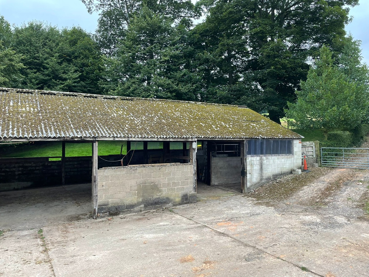 40-Yard Asbestos Skip Hire for a Barn Conversion in Edwinstowe